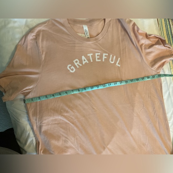 Saved by Grace Co. - Grateful T-Shirt - Picture 5 of 8